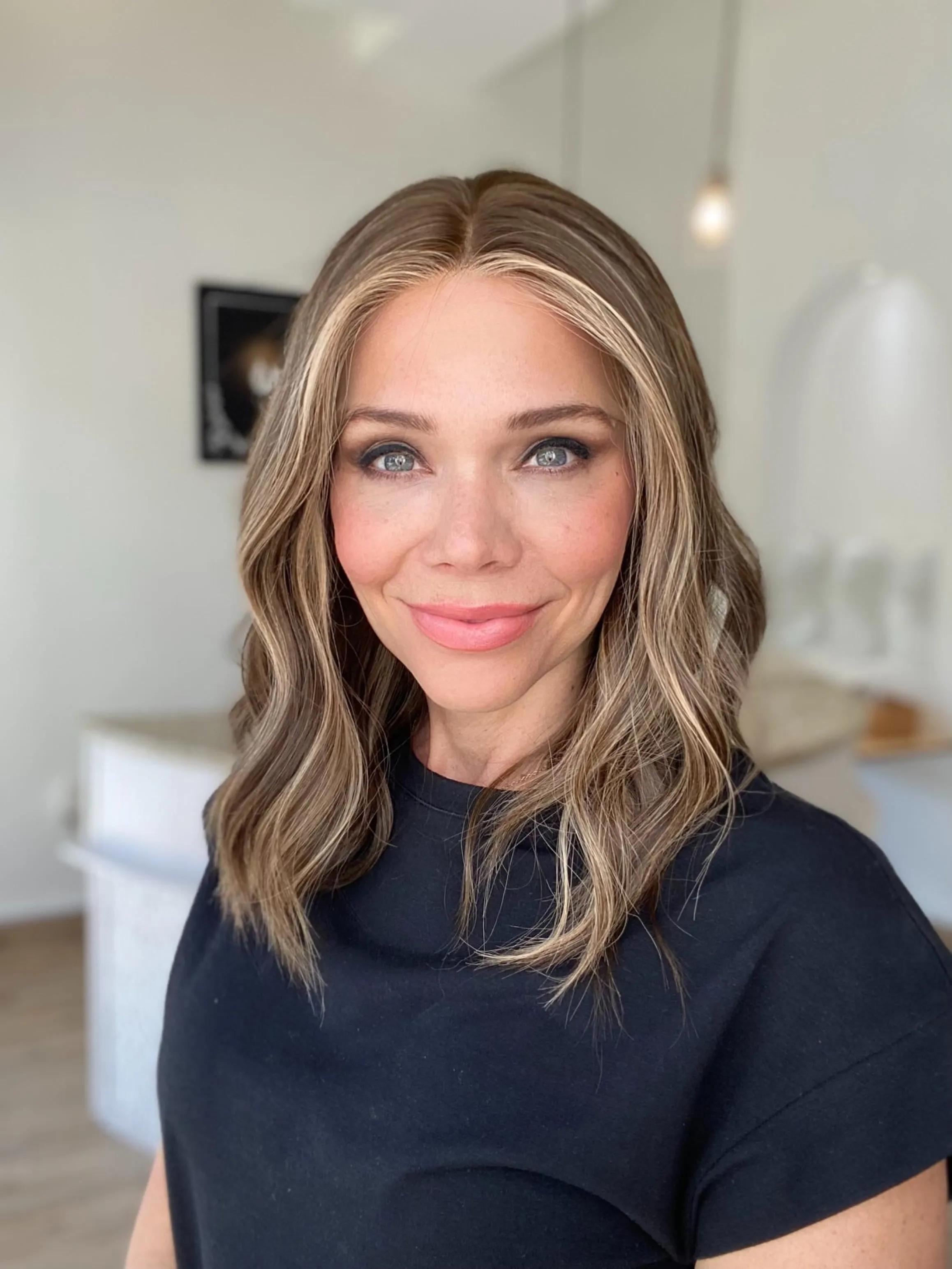 STOCK # BL629.10 GARDEAUX DELUXE DOUBLE LACE TOP WIG